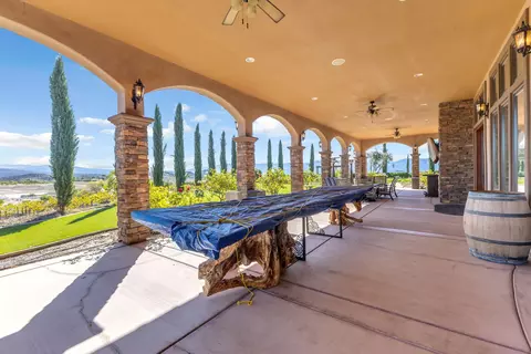 Exterior - 39375 San Ignacio Rd, Hemet, CA 92544 photo 7 of 10