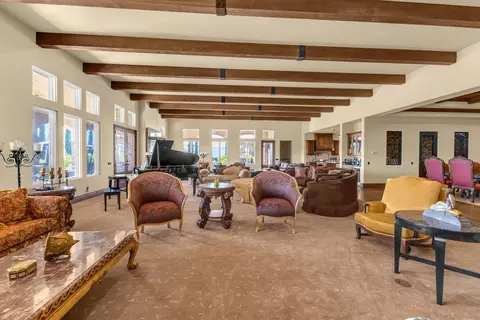 Living - 39375 San Ignacio Rd, Hemet, CA 92544 photo 7 of 18