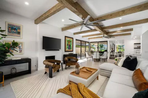 25 Duke Dr, Rancho Mirage, CA 92270
