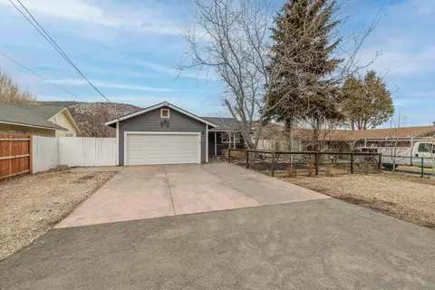 813 Elysian Blvd, Big Bear City, CA 92314