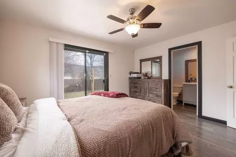 Bedroom - 813 Elysian Blvd, Big Bear City, CA 92314 photo 3 of 6