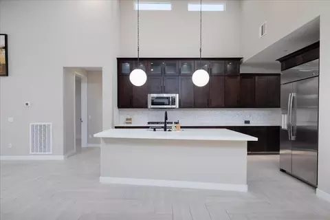 Kitchen - 1514 Overpark Ln, Beaumont, CA 92223 photo 1 of 5