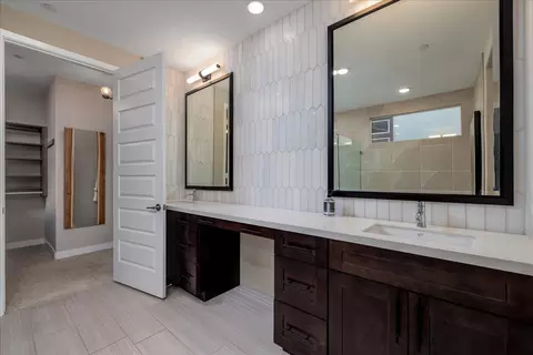 Bath - 1514 Overpark Ln, Beaumont, CA 92223 photo 4 of 5