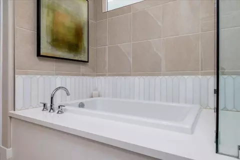 Bath - 1514 Overpark Ln, Beaumont, CA 92223 photo 3 of 5