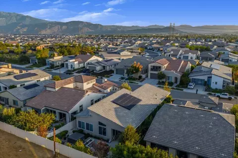 View/Area - 1514 Overpark Ln, Beaumont, CA 92223 photo 9 of 29