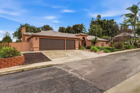 816 Birch Ave, Escondido, CA 92027 photo 3