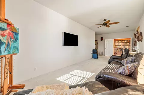 Living - 47496 Manteca Ct, Indio, CA 92201 photo 4 of 4