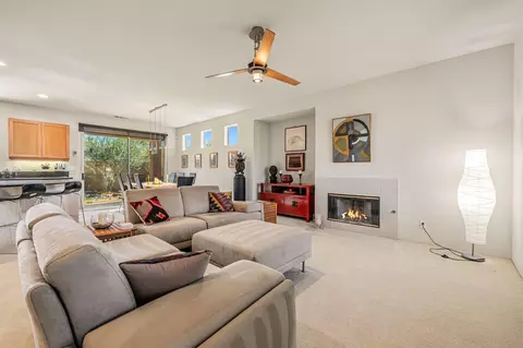 Living - 47496 Manteca Ct, Indio, CA 92201 photo 1 of 4
