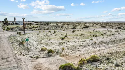 1552 Nile Dr, Thermal, CA 92274