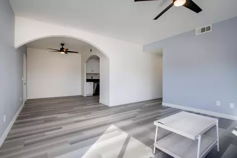 Living - 61786 Desert Air Rd, Joshua Tree, CA 92252 photo 3 of 4