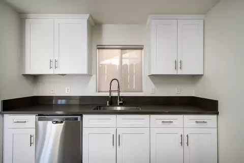 Kitchen - 61786 Desert Air Rd, Joshua Tree, CA 92252 photo 1 of 5
