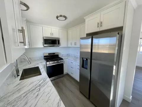 Kitchen - 61880 Verbena Rd, Joshua Tree, CA 92252 photo 1 of 2