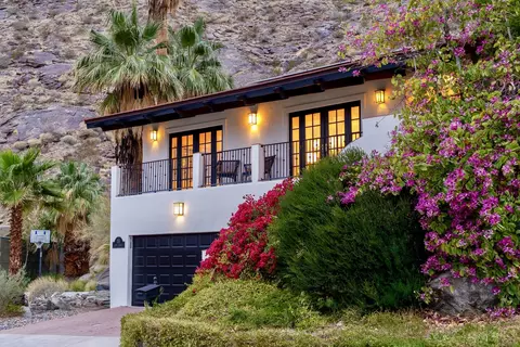 151 S Tahquitz Dr, Palm Springs, CA 92262