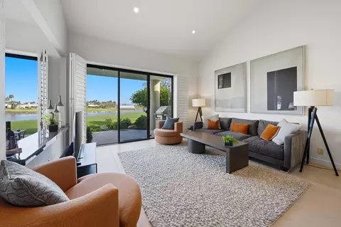 Living - 55650 Oaktree, La Quinta, CA 92253 photo 5 of 7