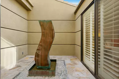 Exterior - 55650 Oaktree, La Quinta, CA 92253 photo 3 of 6
