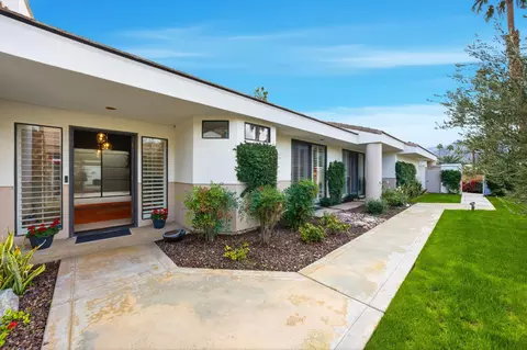 Exterior - 55650 Oaktree, La Quinta, CA 92253 photo 2 of 6