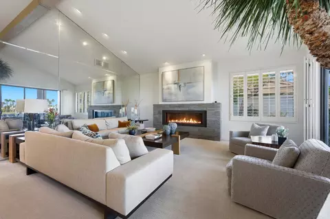 Living - 55650 Oaktree, La Quinta, CA 92253 photo 2 of 7
