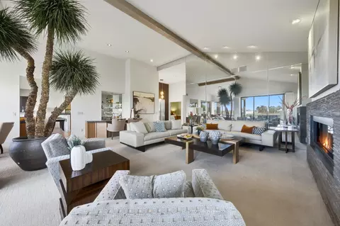 Living - 55650 Oaktree, La Quinta, CA 92253 photo 3 of 7