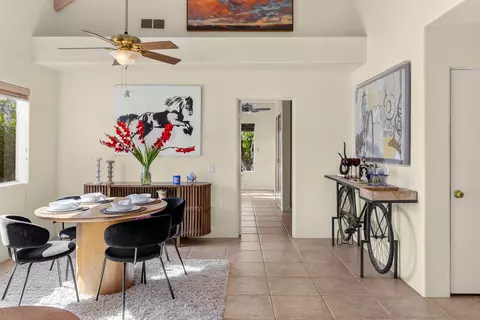 2917 Cervantes Ct, Palm Springs, CA 92264