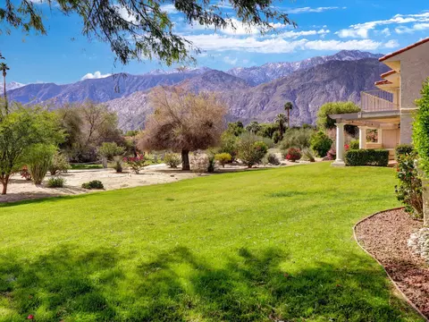 2001 E Camino Parocela, Palm Springs, CA 92264