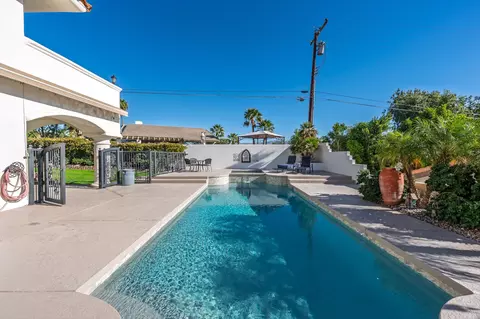Exterior - 79840 Bermuda Dunes Dr, Indio, CA 92203 photo 7 of 10