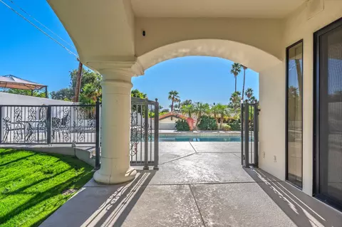 Exterior - 79840 Bermuda Dunes Dr, Indio, CA 92203 photo 5 of 10