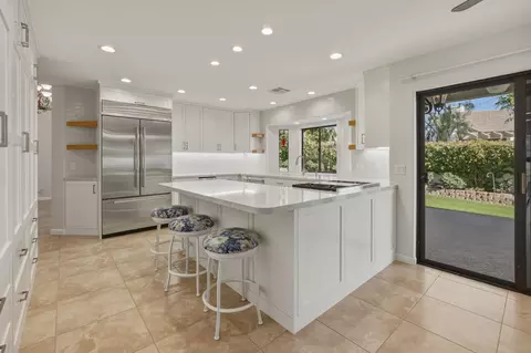 Kitchen - 79840 Bermuda Dunes Dr, Indio, CA 92203 photo 2 of 5