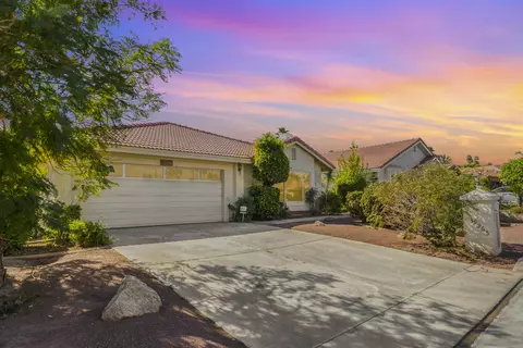39865 Sweetwater Dr, Palm Desert, CA 92211