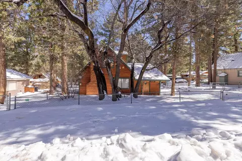 Other - 265 Cedar Ln, Sugarloaf, CA 92386 photo 2 of 7
