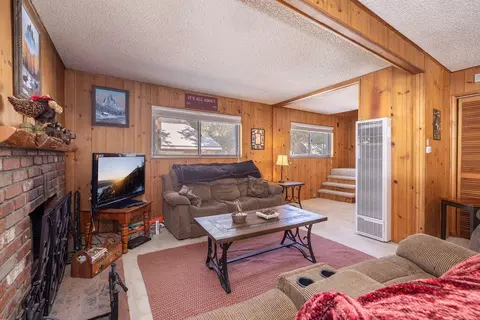 Living - 265 Cedar Ln, Sugarloaf, CA 92386 photo 2 of 3