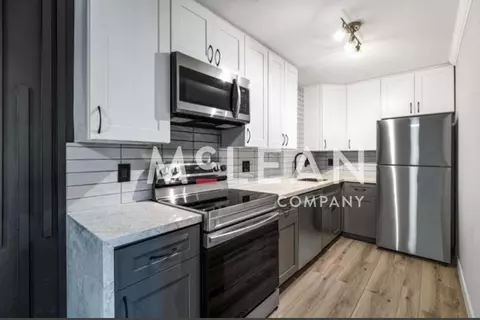2809 N Los Felices Cir E, Palm Springs, CA 92262