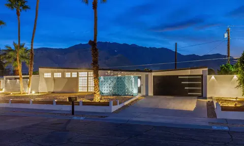 2695 N Mccarn Rd, Palm Springs, CA 92262