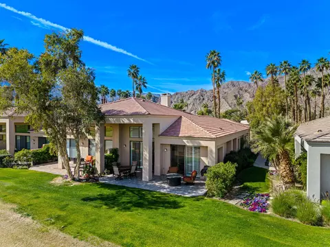 54914 Oaktree, La Quinta, CA 92253