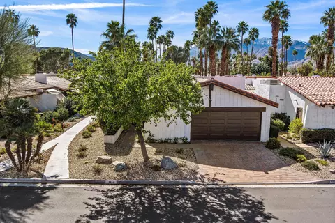 1241 Primavera Dr N, Palm Springs, CA 92264