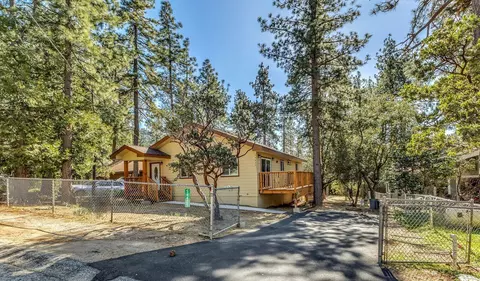 54425 Live Oak St, Idyllwild, CA 92549