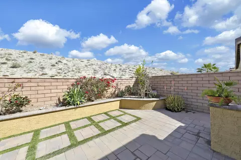 Exterior - 85648 Molvena Dr, Indio, CA 92203 photo 7 of 11
