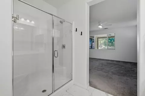 Bath - 49345 Beatty St, Indio, CA 92201 photo 2 of 4