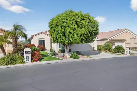 44018 Royal Troon Dr, Indio, CA 92201 photo 2