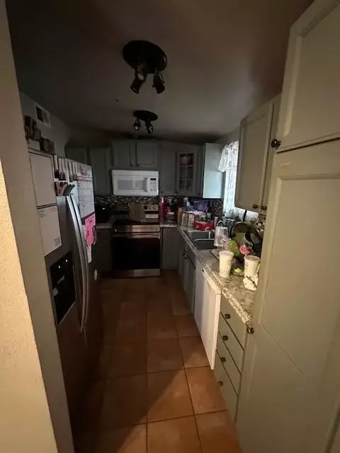 Kitchen - 82615 4th St, Trona, CA 93562 photo 1 of 1
