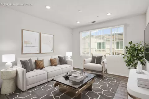 16650 Wyndham Ln, Fontana, CA 92336