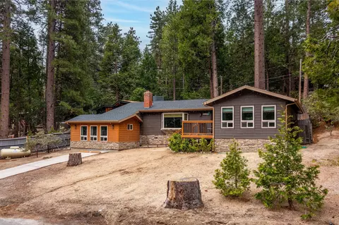 25169 Franklin Dr, Idyllwild, CA 92549
