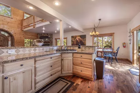 Kitchen - 39737 Flicker Rd, Fawnskin, CA 92333 photo 4 of 4