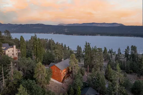 View/Area - 39737 Flicker Rd, Fawnskin, CA 92333 photo 5 of 5