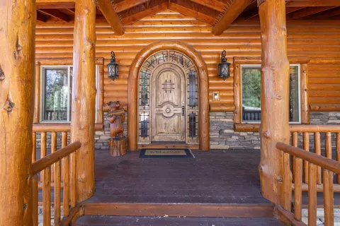 Exterior - 39737 Flicker Rd, Fawnskin, CA 92333 photo 2 of 8