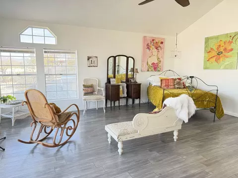 2385 Oahu Ln, Thermal, CA 92274