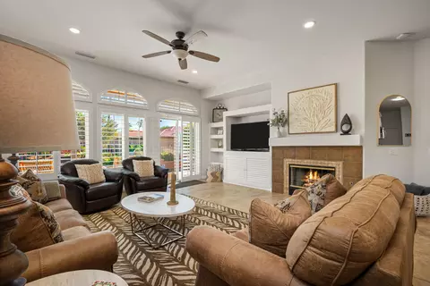 Living - 48908 Heifitz Dr, Indio, CA 92201 photo 2 of 3