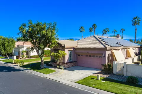 View/Area - 48908 Heifitz Dr, Indio, CA 92201 photo 2 of 15