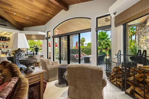 49841 Canyon View Dr, Palm Desert, CA 92260