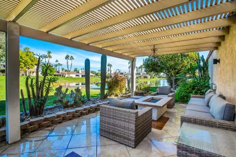 366 Wimbledon Dr, Rancho Mirage, CA 92270