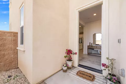 41462 Harvey Mudd Dr, Palm Desert, CA 92211